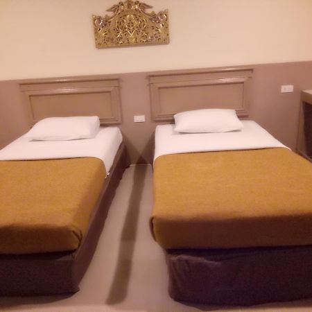 Tongpoon Hotel Bangkok Eksteriør billede